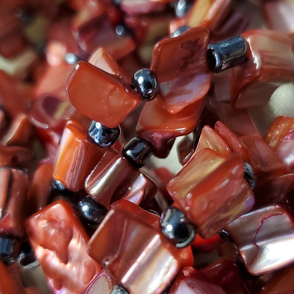 Cranberry Red Shell And Hematite Set - image 4